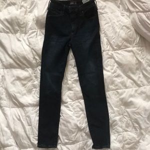 Abercrombie and Fitch high rise super skinny jeans